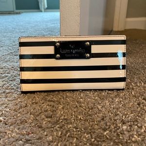 Kate spade striped wallet